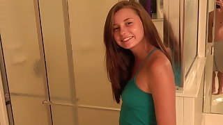 Carolina sweets teen bj fresh from the shower